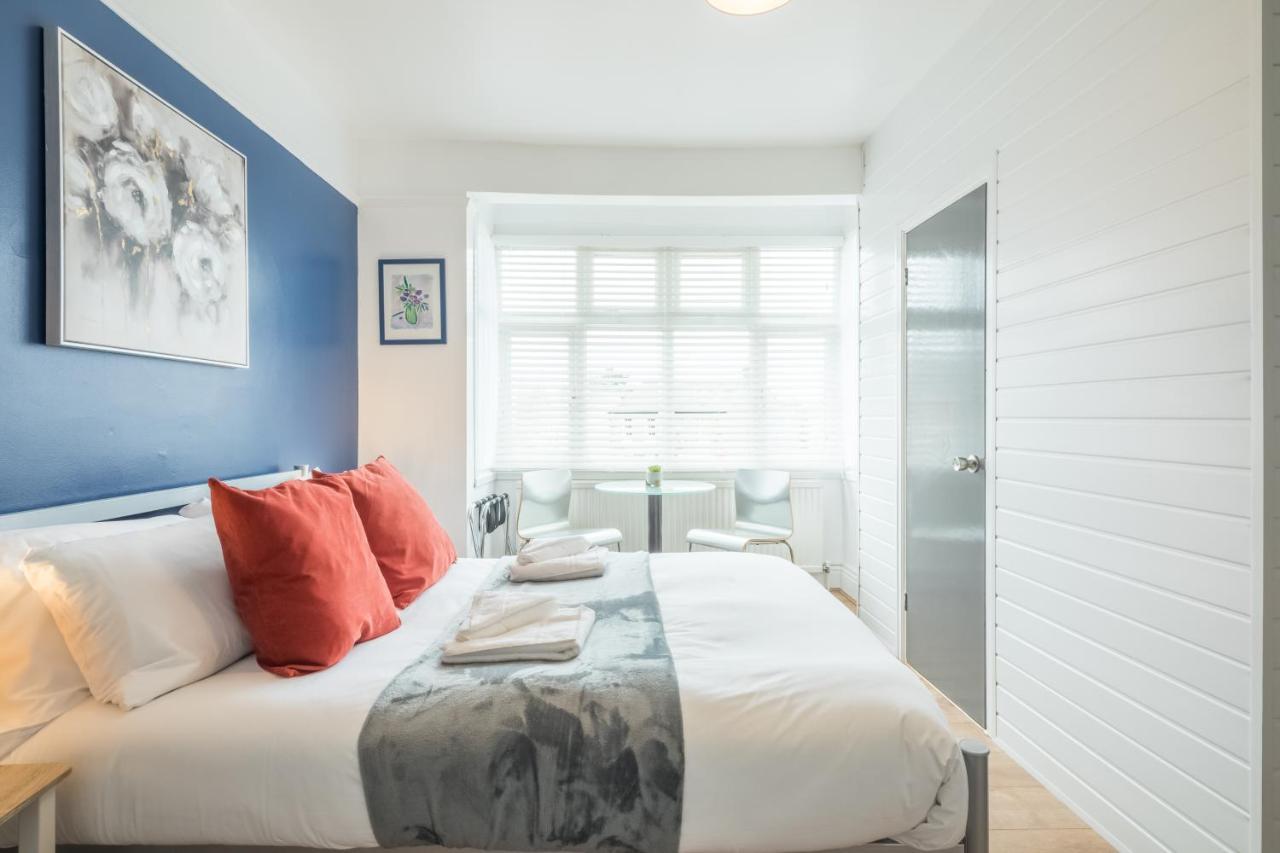Private Room 4 With Kitchenette By Cb Stays No Minimum Stays Cambridge  Bagian luar foto